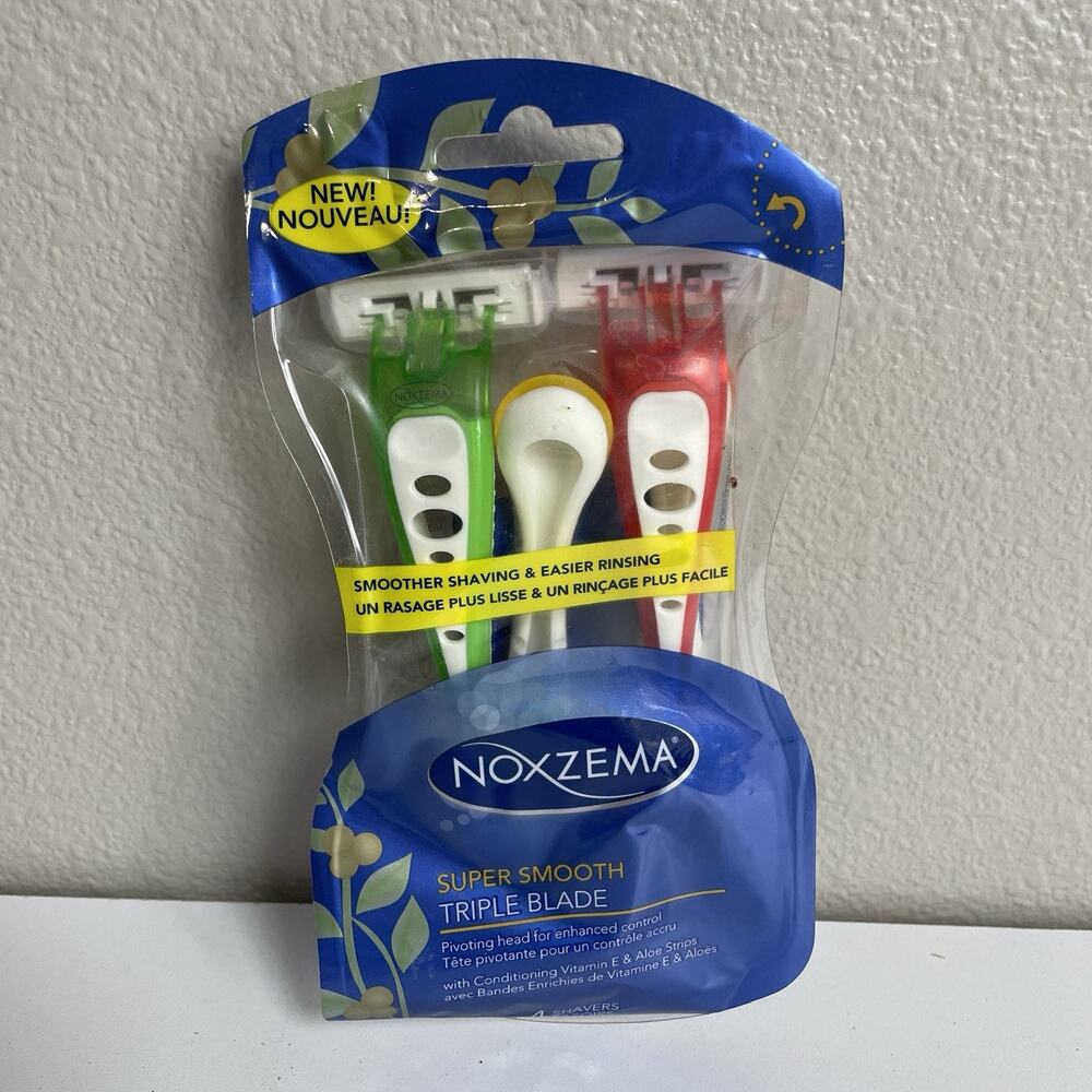 Noxzema SUPER SMOOTH Triple Blade Pivot Shavers Razors! 4 Shavers! NEW!
